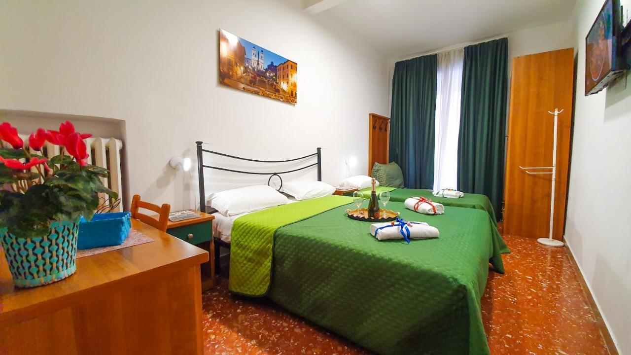 La Casa Verde Roma - Free Secure Parking If You Book 3 Nights Exterior foto